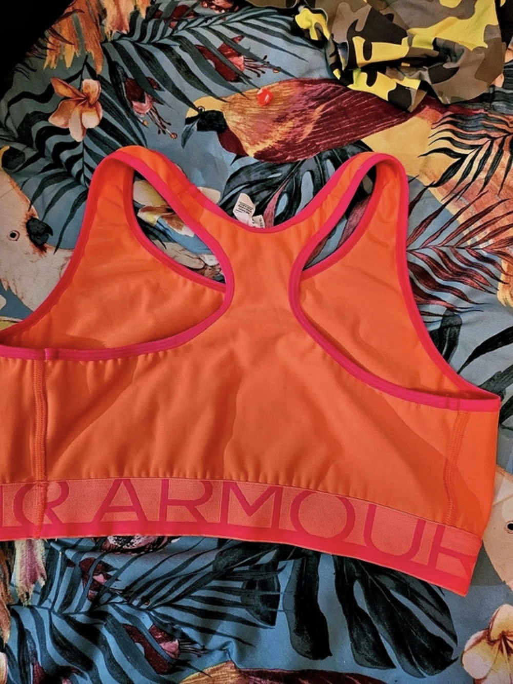 Under Armour HeatGear Compression Sports Bra Orange & Pink Size Large